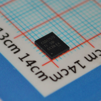 CSD17573Q5BT 40V N-Channel NexFET TM MOSFET با 1.7mΩ RDS ((on) 75A جریان 175°C درجه بندی کم Qg 5mm × 6mm SON بسته AEC-Q101 طراحی واجد شرایط و بدون سرب