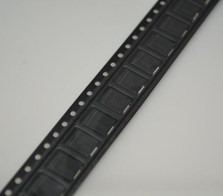 CDBC560-G 560Ω@100MHz حالت مشترک خفه شدن جریان بالا درجه بندی طیف گسترده ای دمای پایین DCR عالی EMI سرکوب RoHS سازگار طراحی فشرده قدرت و حفاظت از خط داده