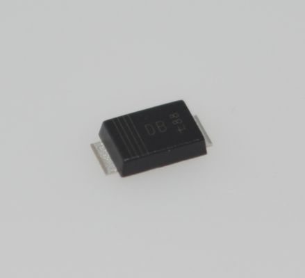 یکسو کننده سد شاتکی 3A 60V PMEG6030EVPX با Vf بسیار کم، دارای گواهی AEC-Q101، راندمان بالا، جریان نشتی کم <1µA، بدون هالوژن، بسته بندی پلاستیکی تخت SOD128 برای خودرو و صنعت