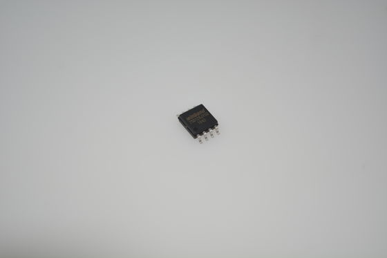 W25Q128JVSIQ 128Mb SPI NOR Flash، 133MHz، پاک کردن سکتور 4 کیلوبایتی، ورودی/خروجی دوگانه/چهارگانه، توان 3 ولت، 100 هزار چرخه، حفظ داده 20 ساله، رجیستر امنیتی 8-SOIC