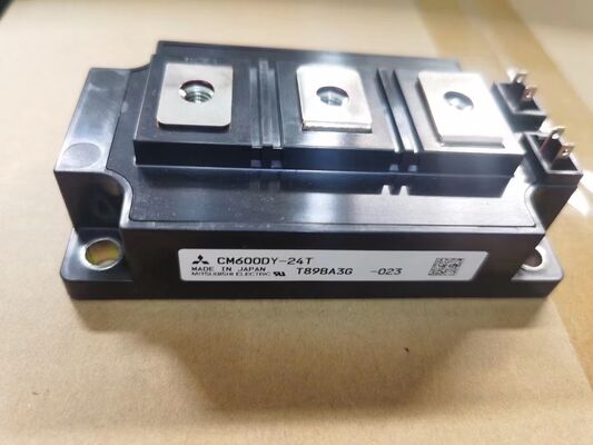 CM600DY-24T 1200V 600A ماژول دوگانه IGBT VCE پایین ((sat) 2.7V مدار کوتاه بالا انعطاف پذیری کم از دست دادن سوئیچینگ جداسازی بالا برای محرک های موتور صنعتی و UPS با قدرت بالا