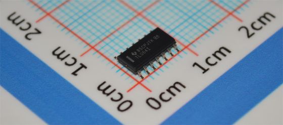 TL064IDR Quad Low-Noise JFET Op Amp 1MHz پهنای باند ±18V عرضه 5pA پیش بینی ورودی 10mV Offset SOIC-14 -40°C تا +125°C درجه صنعتی