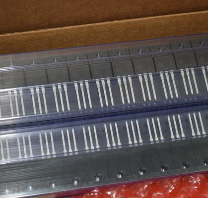 IPA60R360P7SXKSA1 600V CoolMOS 360mΩ RDS ((on) 11A در حال حاضر از دست دادن سوئیچینگ بسیار کم کارایی بالا محافظت ESD قوی TO-220 بسته برای برنامه های SMPS و صنعتی