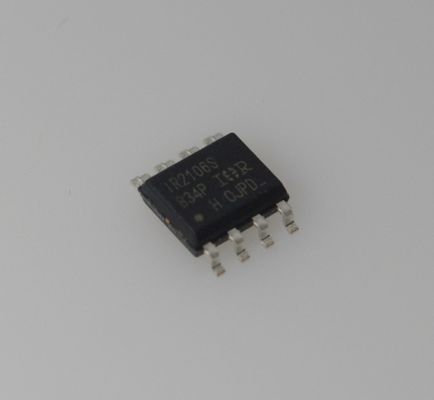 IR2106STRPBF 600V Half-Bridge Driver 200mA خروجی سریع تغییر UVLO، تاخیر کم گسترش SOIC-8 ایده آل برای موتور و اینورتر