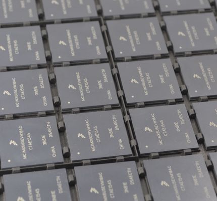 MCIMX6U5EVM10AC i.MX 6UltraLite ARM Cortex-A7 MPU 528MHz 128KB L2 Cache 10/100 Ethernet 2x USB 2.0 8x UART Secure Boot Industrial Temp (-40°C تا +105°C) طراحی کم مصرف