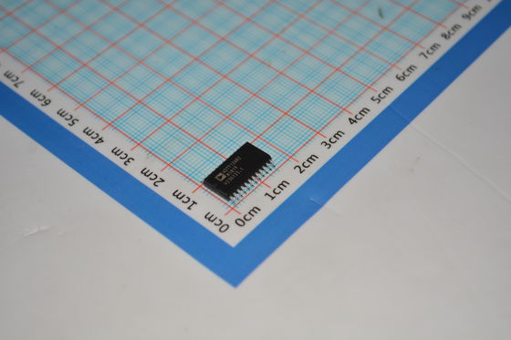 AD7712ARZ 24-Bit Σ-Δ ADC با نویز پایین در تراشه PGA 5V / 3V عملیات دقت بالا فیلتر انعطاف پذیر و قدرت کم برای سنجش دقیق