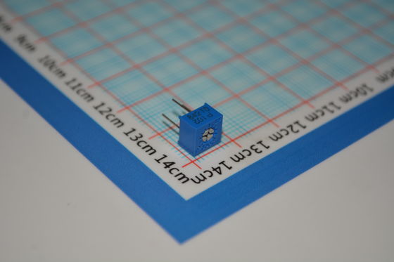 3362P-1-102LF پتانسیومتر تنظیم 1kΩ 10 دور، پتانسیومتر دقیق ±10% تحمل، نصب از طریق سوراخ، عنصر سرامت، قابلیت تنظیم قابل اعتماد، ایده آل برای کالیبراسیون و تنظیم مدار
