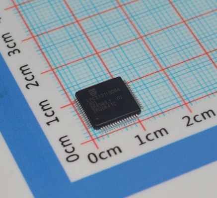 LPC2131FBD64/01,15 ARM7 MCU هسته RISC 32 بیتی 64 کیلوبایت فلش 16 کیلوبایت رم سرعت 60 مگاهرتز USB 2.0 2x UART 64-LQFP -40°C تا +85°C درجه صنعتی