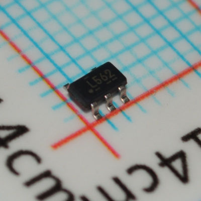 مبدل باک همزمان TPS560200DBVR 3.3 ولت 0.6 آمپر با راندمان 95% ورودی 4.5-17 ولت فرکانس 1.2 مگاهرتز حالت Eco-mode جبران داخلی راه‌اندازی نرم و حفاظت حرارتی در پکیج SOT-23
