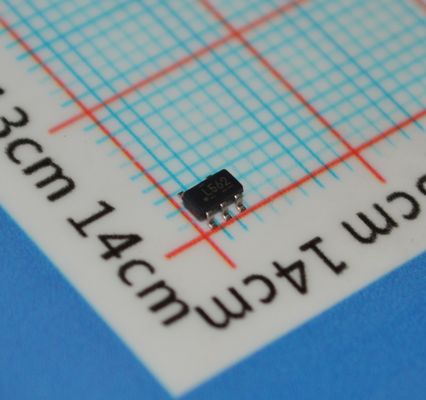 مبدل باک همزمان TPS560200DBVR 3.3 ولت 0.6 آمپر با راندمان 95% ورودی 4.5-17 ولت فرکانس 1.2 مگاهرتز حالت Eco-mode جبران داخلی راه‌اندازی نرم و حفاظت حرارتی در پکیج SOT-23