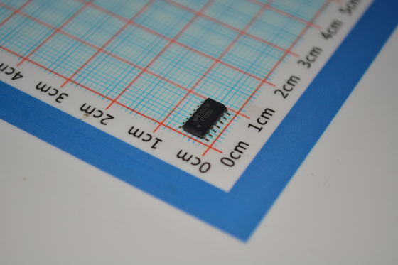 فرستنده حلقه جریان دقیق XTR105U 4-20mA با خطی‌سازی تحریک سنسور RTD، عملکرد 2 سیمه، رگولاتور 5 ولت، سازگاری 60 ولت، دقت 0.1٪ و منبع تغذیه گسترده 7.5-36 ولت در بسته SO-14