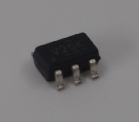 SN74CBTLV1G125DBVR 1-کانال ولتاژ پایین بس سوئیچ <5Ω در حالت مقاومت 3.3V/2.5V عملیات 0-5V سطح ترجمه قدرت فوق العاده کم 10ns سرعت SOT-23-5 بسته امکان قرار دادن گرم