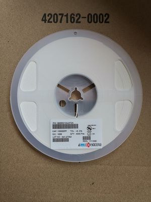 08055D105KAT2A 1µF 25V X7R خازن سرامیکی 0805 10% تحمل بالا برای ظرفیت بالا بسته‌بندی نواری و قرقره تایید شده AEC-Q200 برای کاربردهای خودرو