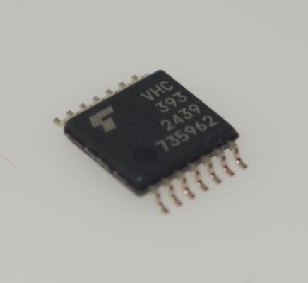 74VHC393FT شمارنده باینری دوگانه 4 بیتی با عملکرد 2 تا 5.5 ولت، ریست ناهمزمان، ورودی‌های تحمل‌کننده 5.5 ولت، درایو خروجی 8 میلی‌آمپر، ایمنی نویز بالا و پکیج TSSOP-14