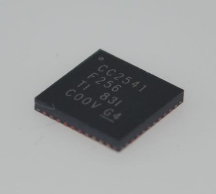 CC2541F256RHAR بلوتوث 4.0 انرژی پایین SoC 256KB فلش 8KB رم قدرتمند 8051 MCU یک گیرنده RF یکپارچه Ultra-Low Power Full Bluetooth Stack Advanced Sensor Interface ایده آل برای IoT / Wearables