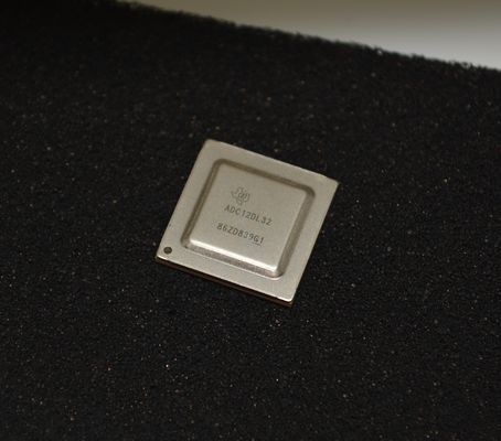 ADC12DL3200ACF RF-Sampling ADC 12-Bit Resolution Dual 3.2GSPS Channels 6.4GBaud Rate JESD204B Interface Multi-Band Operation Ultra-Low Power Wide Analog Bandwidth Integrated Digital Down-Conversion (مواصفات چند باند کار با قدرت بسیار پایین)