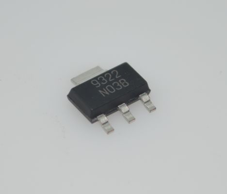 LM1117IMPX-ADJ/NOPB تنظیم پذیر 1.25-13.8V 800mA تنظیم کننده LDO با 1.2V سقوط 1٪ دقت جریان / حفاظت حرارتی پایدار با کاپ سرامیکی SOT-223 بسته بندی -40 ° C تا + 125 ° C محدوده