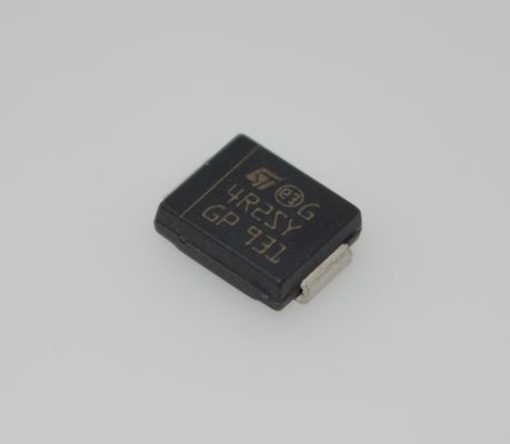 Ultra-fast 75ns STTH4R02SY 4A 200V Power Rectifier بسیار کم Vf and Qrr عملکرد دمای بالا AEC-Q101 دارای صلاحیت بدون هالوجن ESD بسته DPAK مقاوم
