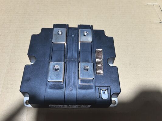 FD1200R17HP4-K_B2 1700V/1200A ماژول IGBT Press-Fit تکنولوژی VCE پایین ((sat) سرعت بالا تغییر کم ضرر جدا کننده پایه NTC سنسور درجه صنعتی برای کشش و درایوهای سنگین