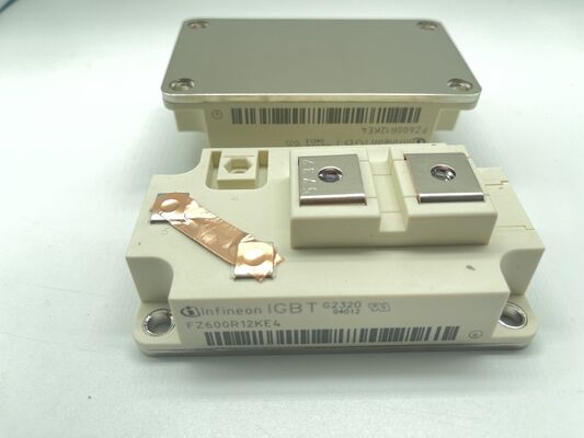 FZ600R12KE4HOSA1 ماژول IGBT 1200V/600A VCE پایین ((sat) سرعت بالا سوئیچ کردن از دست دادن کم فشار-تناسب پین های جدا شده baseplate NTC Sensor درجه صنعتی برای محرک های سنگین و کنورترهای بادی