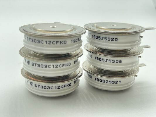 ST303C12CFK0 1200V 300A ماژول نیمه پل کم Vce ((sat) از دست دادن کم مدار کوتاه استحکام NTC یکپارچه برای محرک های موتور و اینورترهای صنعتی