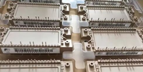 FP25R12KT4 B11 1200V 25A PIM ماژول IGBT با ضرر کم سوئیچینگ TrenchStop IGBT4 یکپارچه NTC جدا شده مس پایه 150 °C عملیات PressFIT تکنولوژی برای محرک های موتور