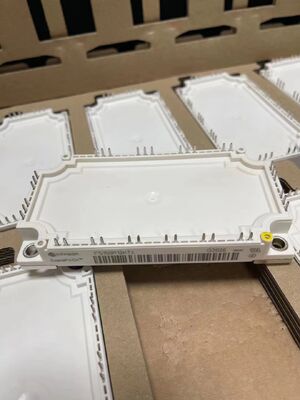 FS150R12KT4 1200 ولت 150 آمپر ماژول شش گانه IGBT با VCE(sat) پایین، راندمان بالا، مقاومت در برابر اتصال کوتاه 10 میکروثانیه، NTC یکپارچه، طراحی فشرده EconoPACK+، تلفات سوئیچینگ پایین، ایده‌آل برای درایوها و UPS