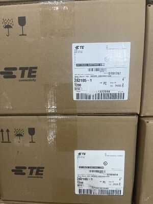 282105-1 هدر سیم به برد با گام 5.0 میلی‌متر، 3 موقعیت، عمودی، سوراخ‌دار، شلنگ‌دار، قفل اصطکاکی، قطبی شده، دارای رتبه 9 آمپر برای منابع تغذیه و کنترل‌های صنعتی