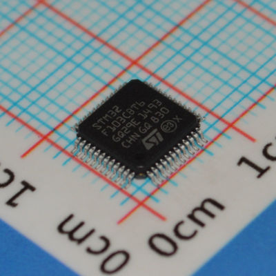 STM32F103CBT6 72MHz Cortex-M3 MCU 128KB فلش 20KB رم 2x12 بیتی ADC 3xUSART USB/CAN LQFP-48 2.0-3.6V -40°C تا +85°C عملکرد صنعتی