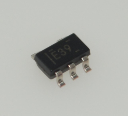 INA139NA / 3K مانیتور شنت جریان سمت بالا ویژگی های دقت بالا 2.7-36 ولت گسترده عرضه کم 90μV Offset +85 °C امتیاز ثابت 3k Gain SC70 بسته عملکرد دو طرفه و عملکرد DC عالی