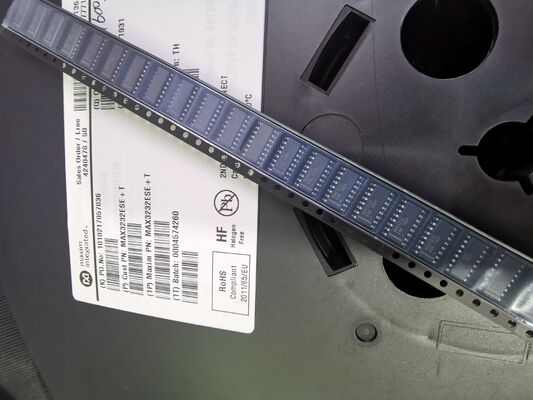 MAX3232ESE+T 3.0V تا 5.5V RS-232 گیرنده 2 راننده/2 گیرنده ±15kV حفاظت ESD قدرت کم 250kbps نرخ داده برای سیستم های باتری و صنعتی