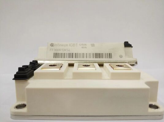FF300R12KS4 1200V 300A ماژول IGBT VCE پایین ((sat) محکم بودن مدار کوتاه بالا از دست دادن سوئیچ پایین عایق بالا برای درایوهای صنعتی سنگین و UPS با قدرت بالا